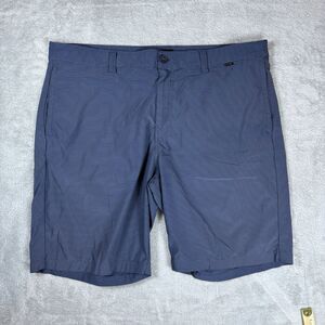 Travis Mathew Mens Golf Shorts Flat Front Dark Blue Polyester Stretch Size 40